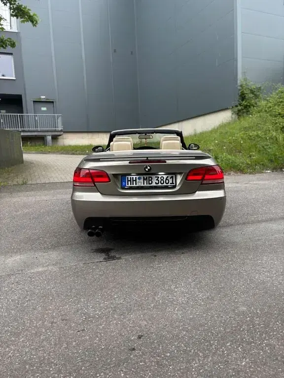 Gebraucht BMW 330 Cabriolet Performance 231 PS (169 kW) 2007 Gold Cabrio