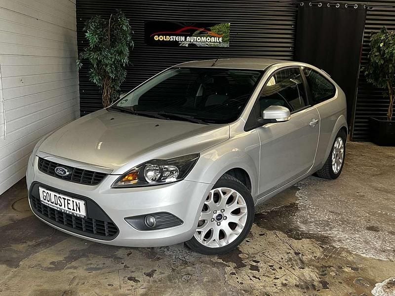 Silber Gebraucht 2009 Ford Focus Limousine | 1.999 € (Superpreis) - Bild 1/4