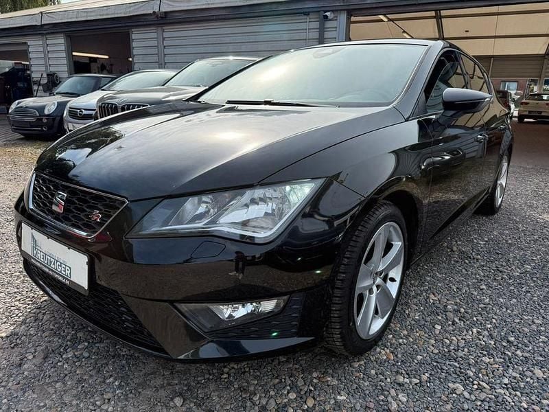 Schwarz Gebraucht 2015 Seat Leon FR Limousine | 7.990 € (Guter Preis) - Bild 1/4