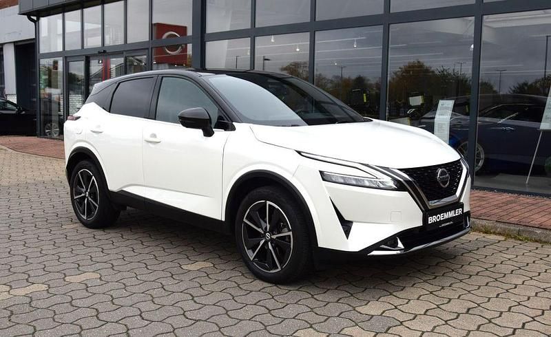 Weiß Gebraucht 2022 Nissan Qashqai 360º SUV | 25.390 € (Fairer Preis) - Bild 1/4