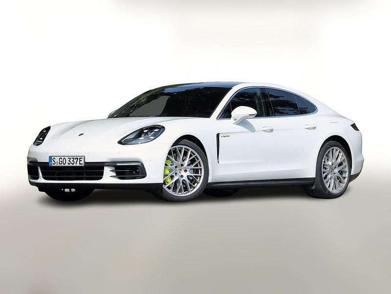 Carraraweißmetallic Gebraucht 2023 Porsche Panamera 4 Platinum Edition Limousine | 94.408 € (Etwas zu teuer) - Bild 1/4
