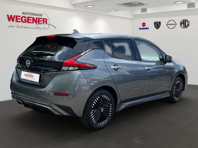 Gebraucht Nissan Leaf N-Connecta 160 kW (218 PS) 2024 Grau Kleinwagen