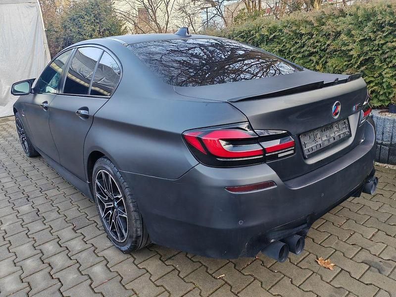 Gebraucht BMW 528 Sport Line 258 PS (189 kW) 2010 Titansilber metallic Limousine