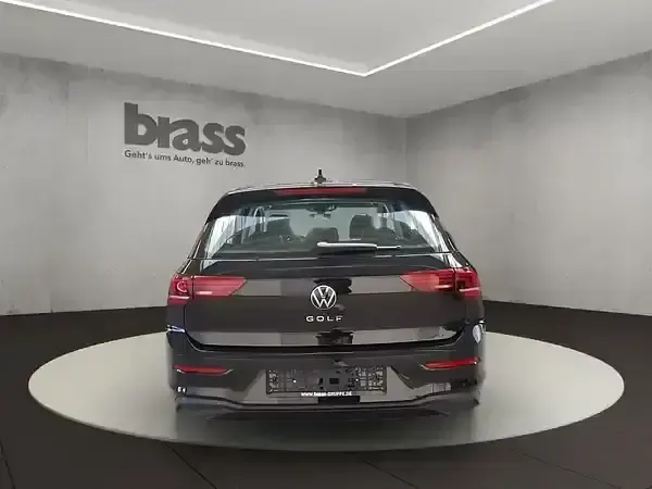 Neu VW Golf VIII 116 PS (85 kW) 2026 Grenadillschwarz metallic Limousine
