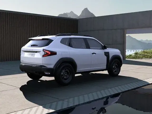 Neu Dacia Duster Essentiel 122 PS (89 kW) 2026 Weiß SUV