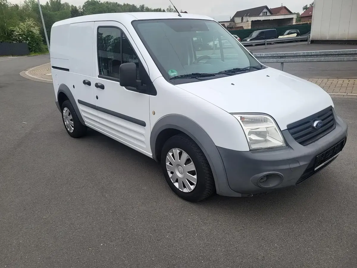 Gebraucht Ford Transit Connect 90 PS (66 kW) 2010 Weiß Van / Kleinbus