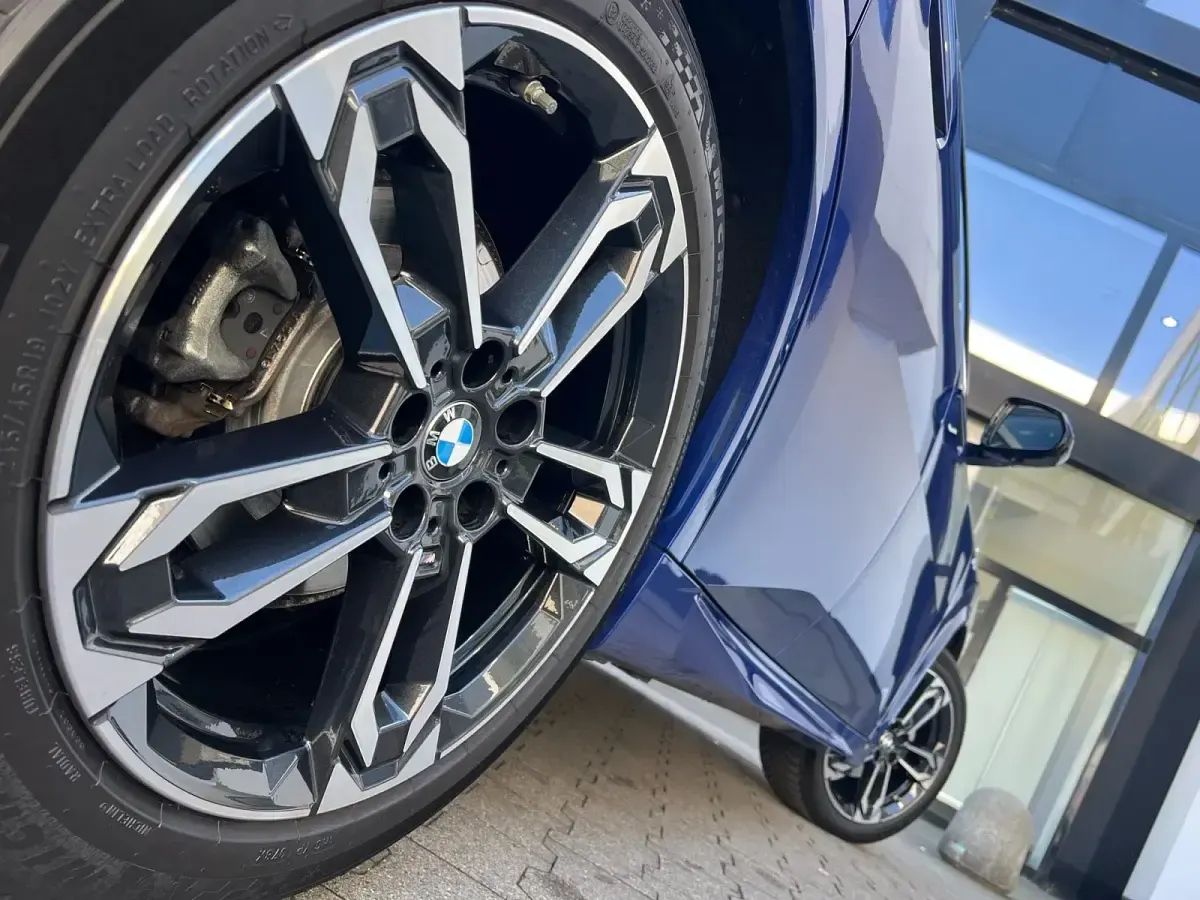 Gebraucht BMW X2 M Sport 150 PS (110 kW) 2024 Blau SUV