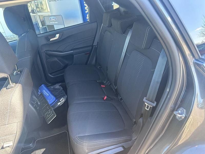 Neu Ford Kuga Active 152 PS (111 kW) 2025 Grau SUV