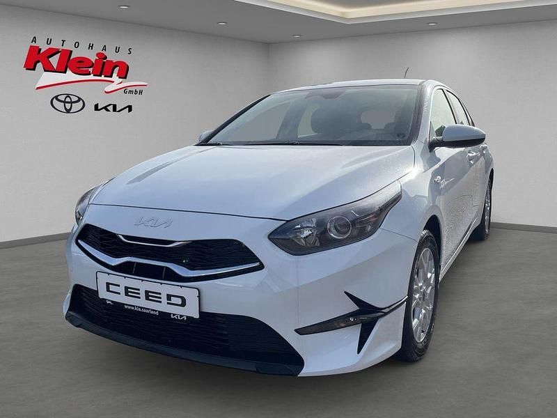 Gebraucht Kia Ceed Vision 140 PS (102 kW) 2025 Weiß Kleinwagen