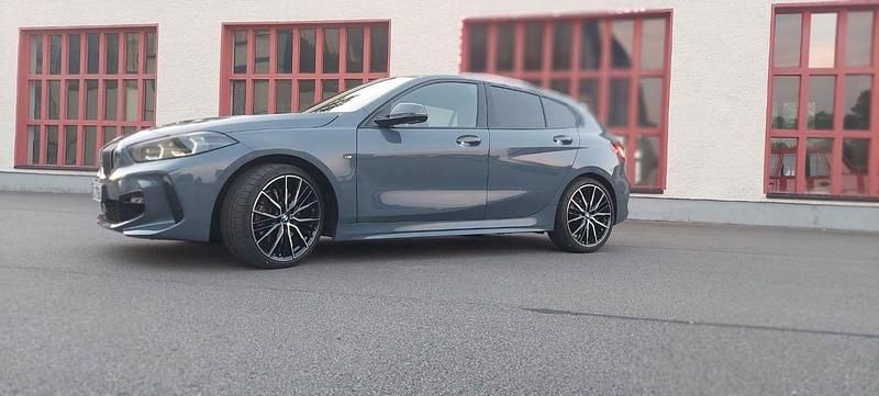 Gebraucht 2020 BMW 120 Coupé M Sport Coupé | 26.200 € - Bild 1/4