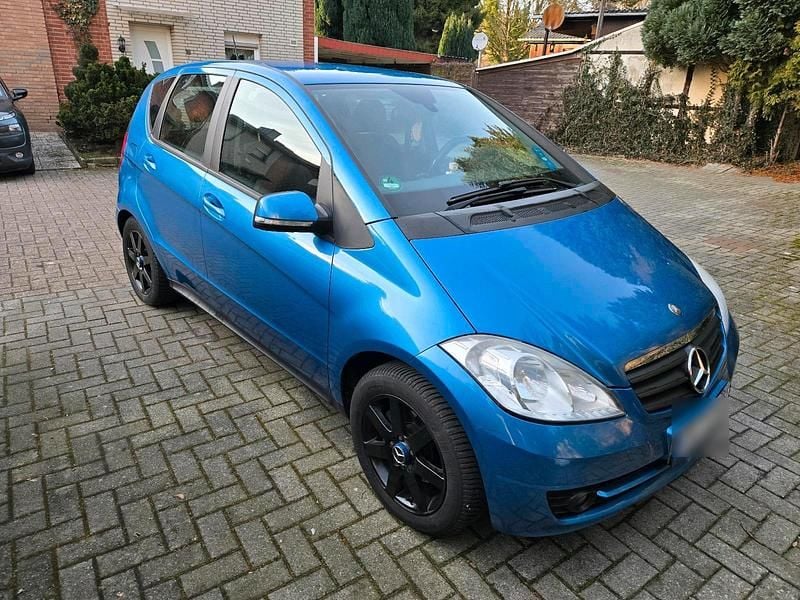 Gebraucht Mercedes A150 95 PS (69 kW) 2008 Blau Kleinwagen