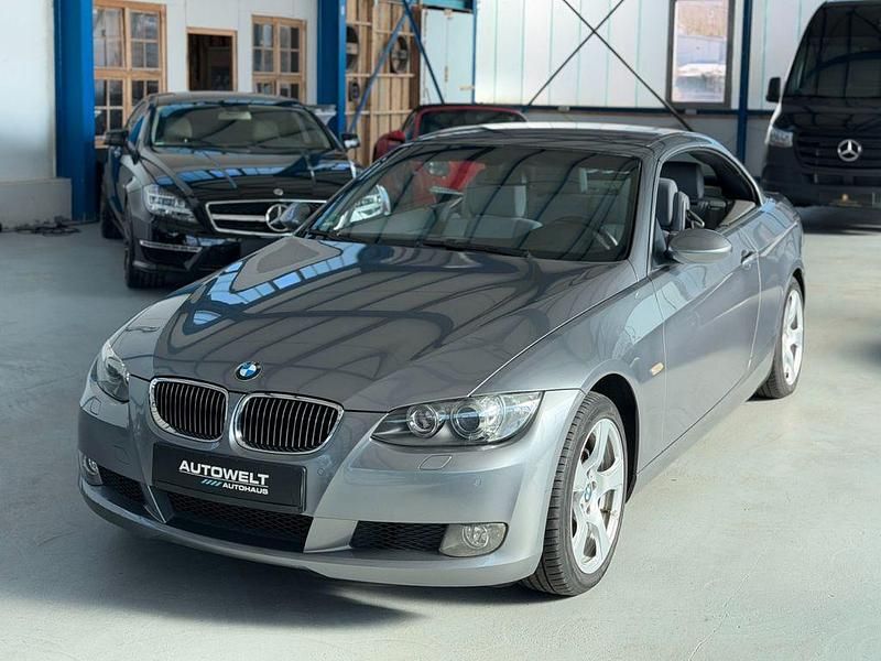Gebraucht BMW 325 Cabriolet 218 PS (160 kW) 2007 Grau Cabrio