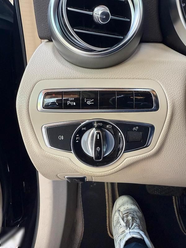 Gebraucht Mercedes 220 2014 Schwarz Limousine