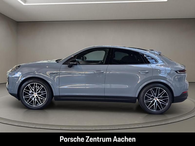 Gebraucht Porsche Cayenne 470 PS (345 kW) 2024 Grau SUV