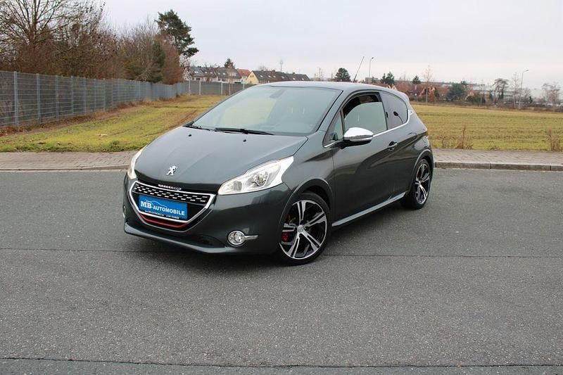 Grau Gebraucht 2014 Peugeot 208 GTi Kleinwagen | 8.950 € (Fairer Preis) - Bild 1/4