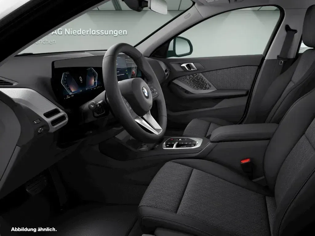 Używany BMW 120 Shadowline 156 KM (114 kW) 2025 Biały Hatchback