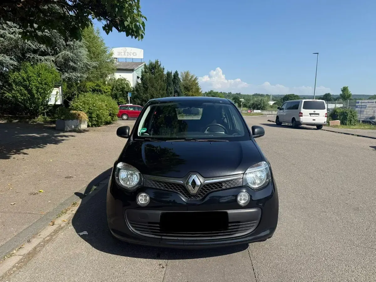Gebraucht Renault Twingo Life 69 PS (50 kW) 2017 Schwarz Kleinwagen
