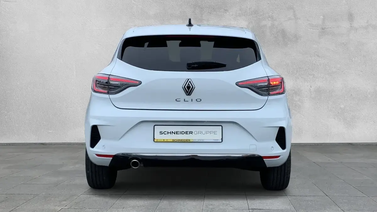 Gebraucht Renault Clio V Techno 91 PS (66 kW) 2024 Weiß Limousine