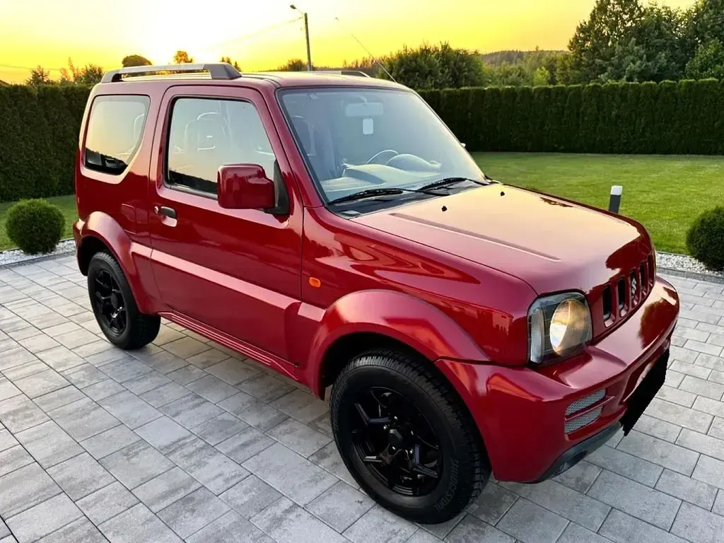 Second-hand Suzuki Jimny Comfort 86 CP (63 kW) 2010 Roșu SUV