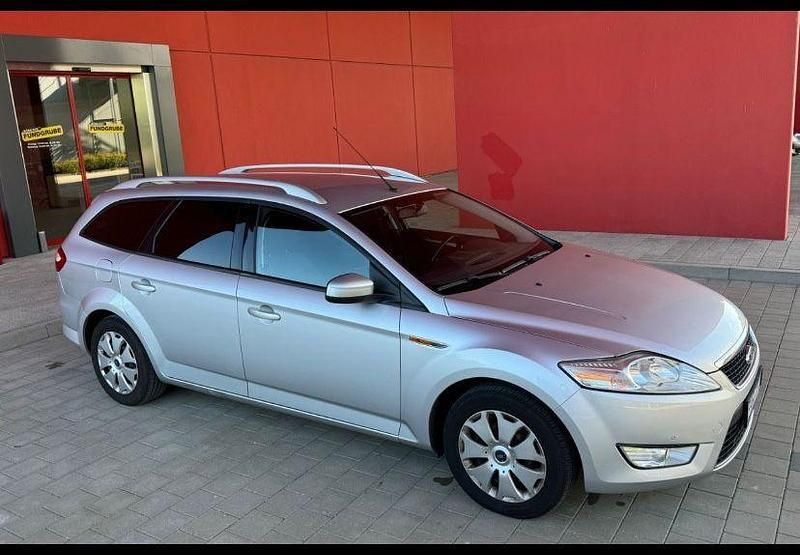 Silber Gebraucht 2012 Ford Mondeo Kombi | 5.000 € (Fairer Preis) - Bild 1/4