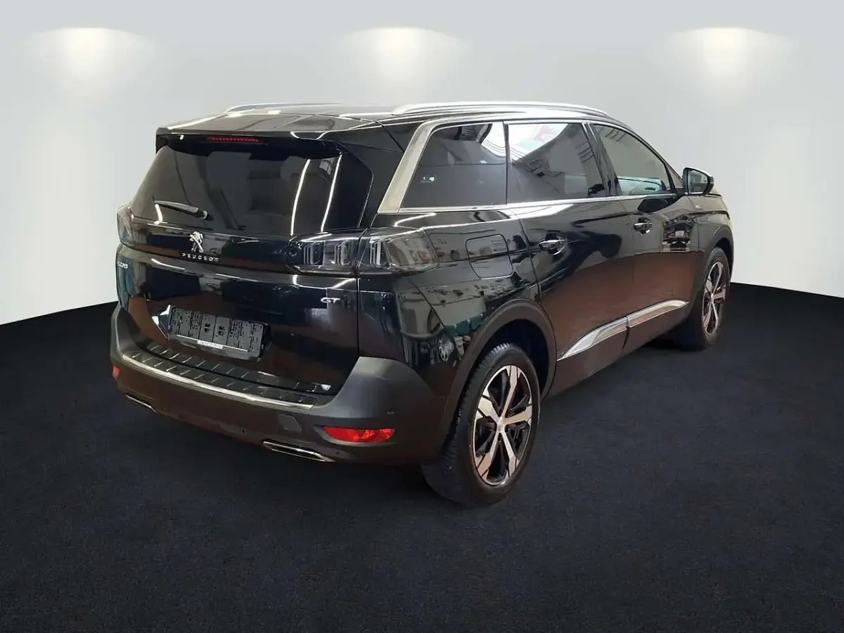Gebraucht Peugeot 5008 GT 131 PS (96 kW) 2023 Schwarz SUV