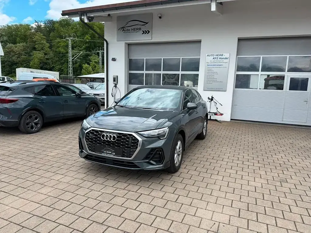 Gebraucht Audi Q3 Sportback Performance 200 PS (147 kW) 2023 Grau SUV