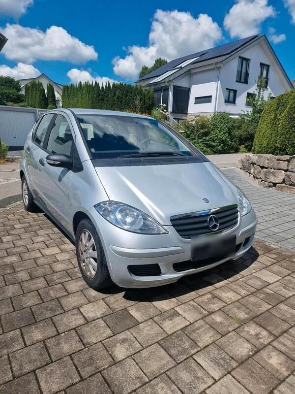 Silber Gebraucht 2005 Mercedes A180 Kleinwagen | 3.300 € (Guter Preis) - Bild 1/4