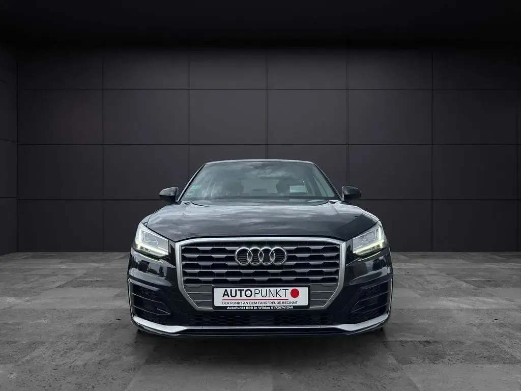 Gebraucht Audi Q2 Design 150 PS (110 kW) 2016 Schwarz SUV