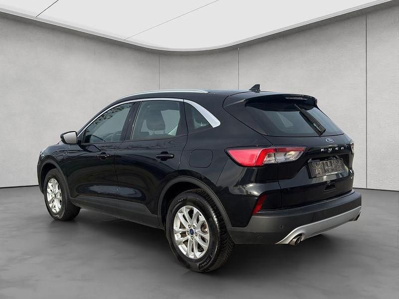 Gebraucht Ford Kuga Titanium 224 PS (164 kW) 2022 Agate black metallic SUV