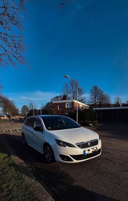 Gebraucht Peugeot 308 GT-line 150 PS (110 kW) 2015 Weiß Kombi