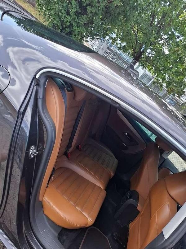 Gebraucht VW CC 160 PS (117 kW) 2011 Schwarz Limousine