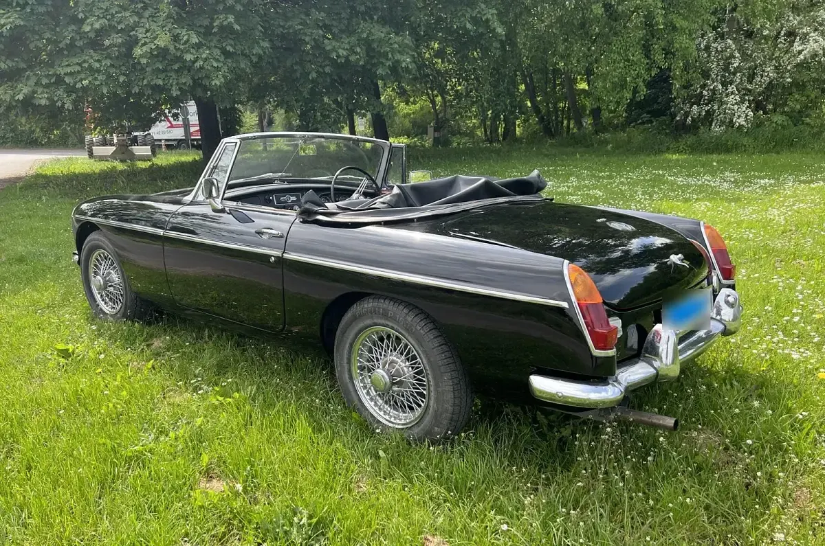 Gebraucht MG B 95 PS (69 kW) 1968 Schwarz Cabrio