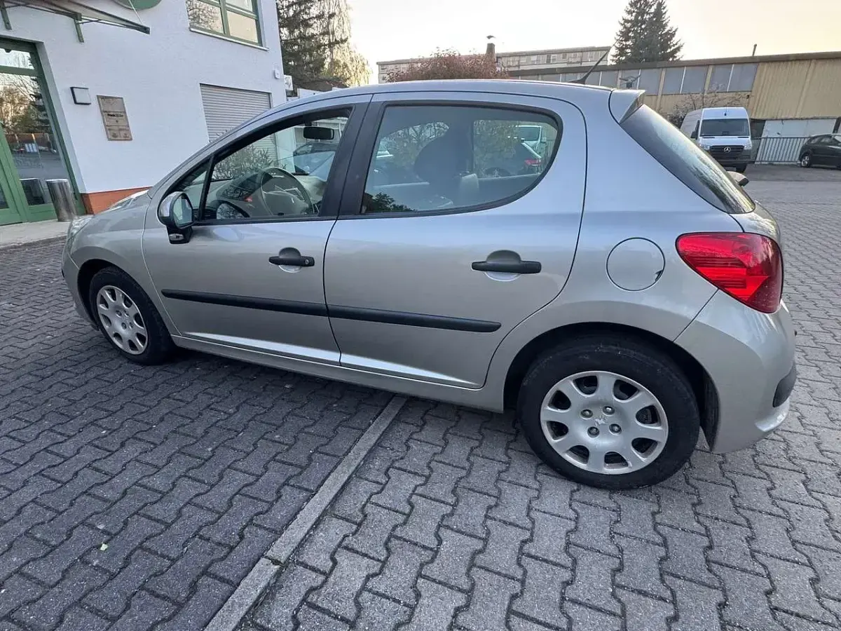 Gebraucht Peugeot 207 Sport 95 PS (69 kW) 2009 Gold Kleinwagen