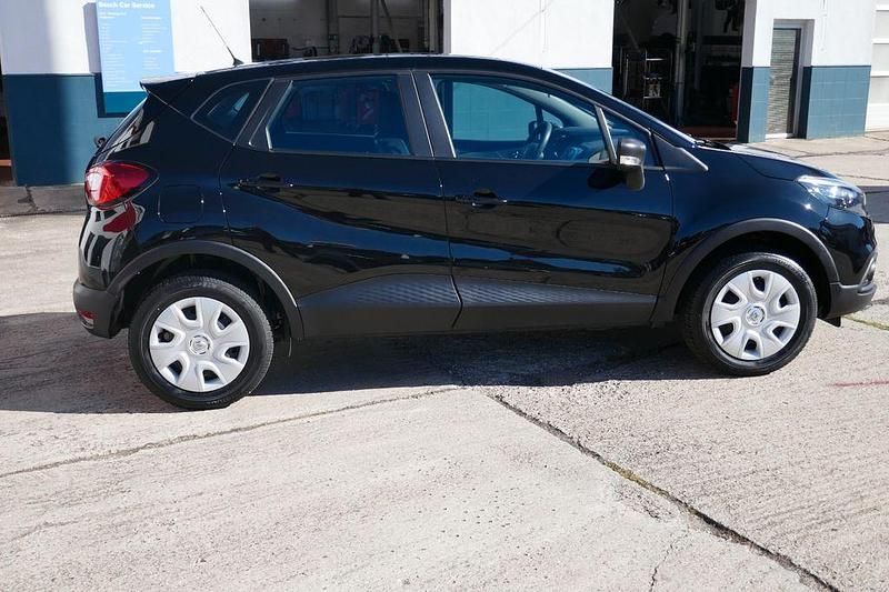 Gebraucht Renault Captur Life 90 PS (66 kW) 2017 Schwarz SUV