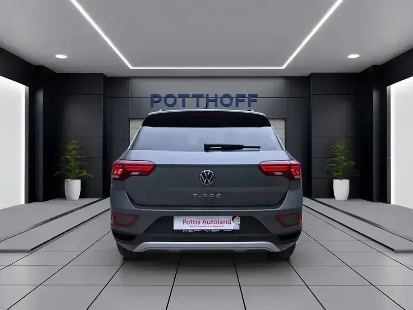 Gebraucht VW T-Roc Goal 116 PS (85 kW) 2025 Grau SUV