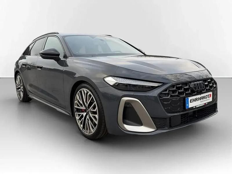 Gebraucht Audi A5 S-Line 204 PS (150 kW) 2024 Grau Coupé