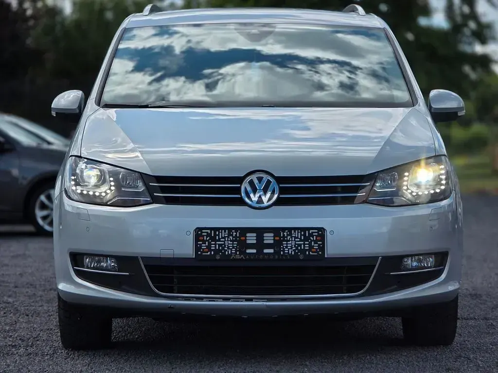 Gebraucht VW Sharan Highline 177 PS (130 kW) 2019 Silber Van / Kleinbus