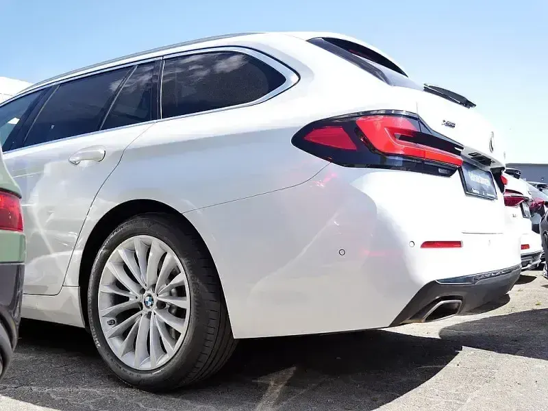 Gebraucht BMW 530 Luxury Line 286 PS (210 kW) 2021 Weiß Limousine