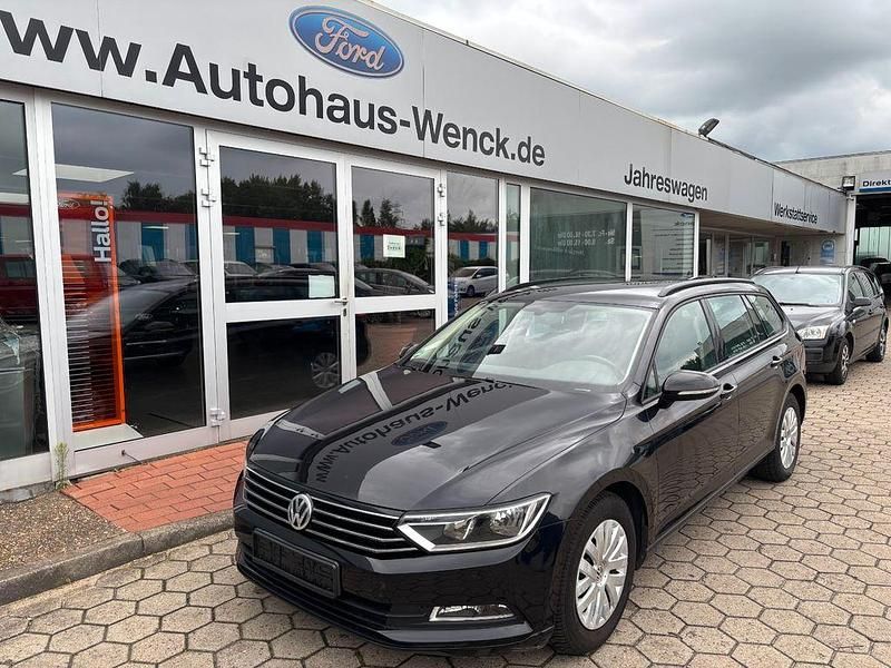 Gebraucht VW Passat 120 PS (88 kW) 2015 Schwarz Limousine