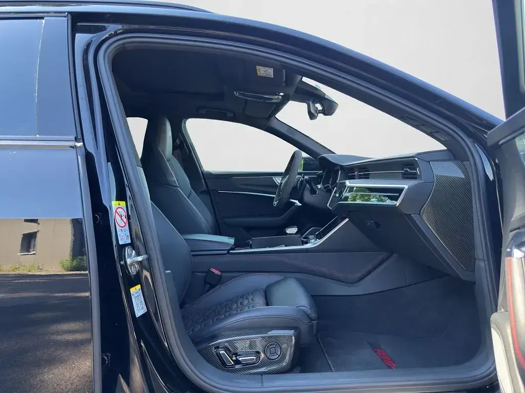 Gebraucht Audi RS6 Advanced Plus 749 PS (550 kW) 2023 Mythosschwarz metallic (metallic) Kombi