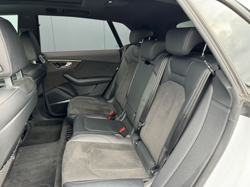 Gebraucht Audi SQ8 Sport 435 PS (319 kW) 2020 Weiß SUV