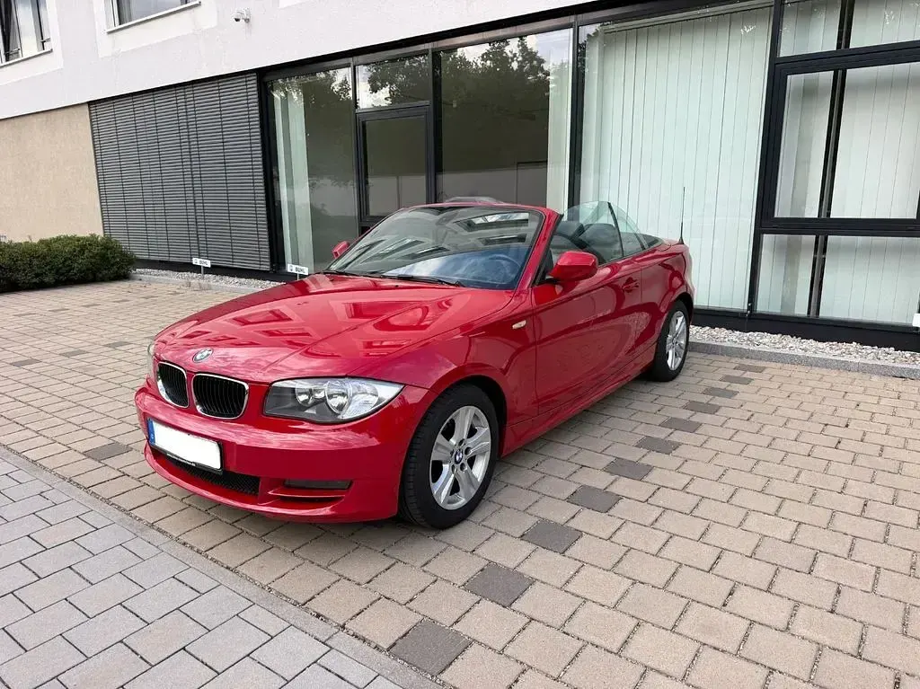 Gebraucht BMW 118 Cabriolet Performance 143 PS (105 kW) 2011 Rot Cabrio