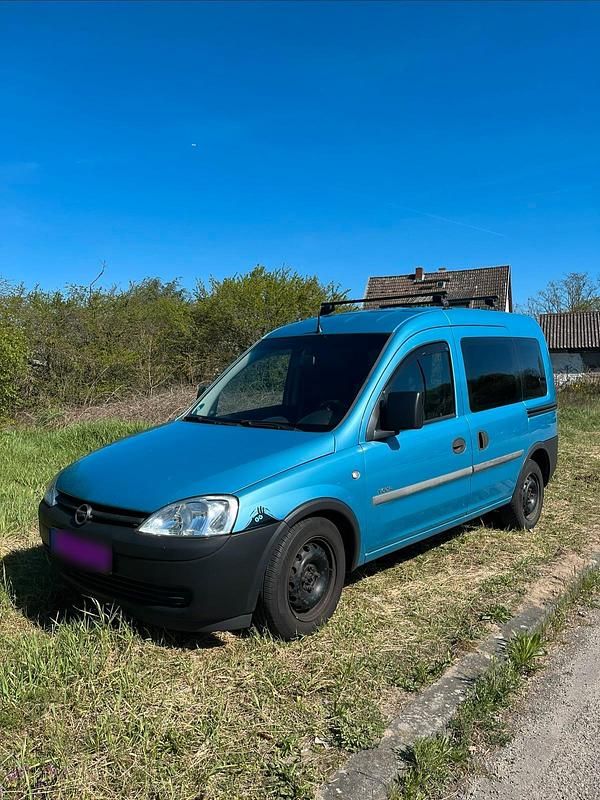 Gebraucht Opel Combo 87 PS (63 kW) 2002 Blau Van / Kleinbus