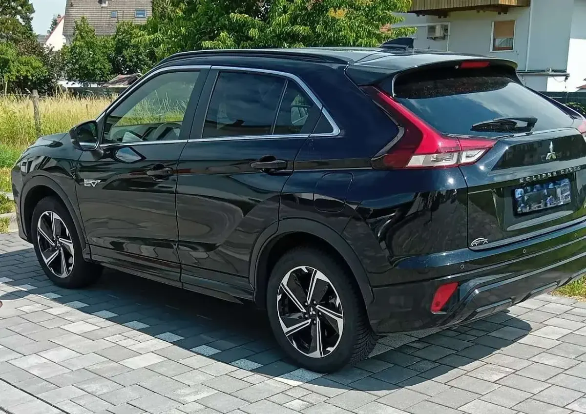 Gebraucht Mitsubishi Eclipse Cross Select 188 PS (138 kW) 2022 Schwarz SUV