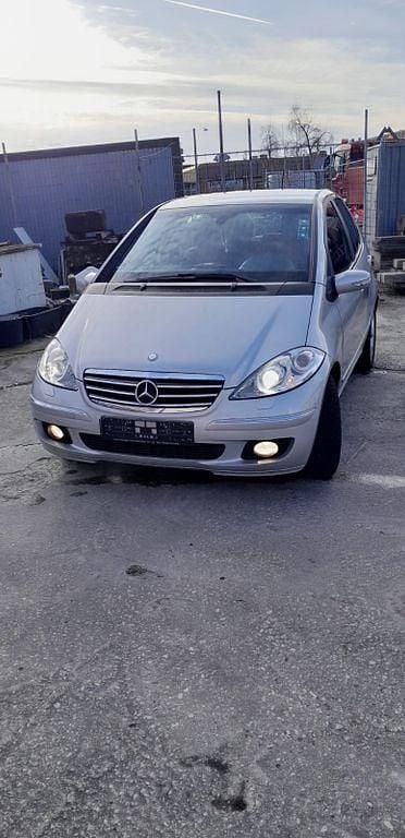 Gebraucht Mercedes A180 Avantgarde 109 PS (80 kW) 2008 Weiß Van / Kleinbus