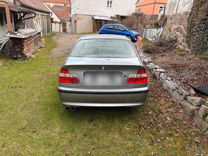 Gebraucht BMW 316 115 PS (84 kW) 2004 Grau Limousine