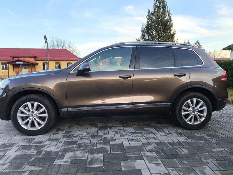 Gebraucht VW Touareg 239 PS (175 kW) 2011 Braun SUV