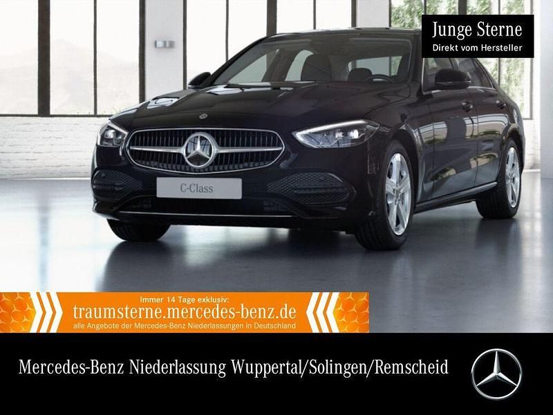 Schwarz Gebraucht 2022 Mercedes C300e Limousine | 33.990 € (Superpreis) - Bild 1/3