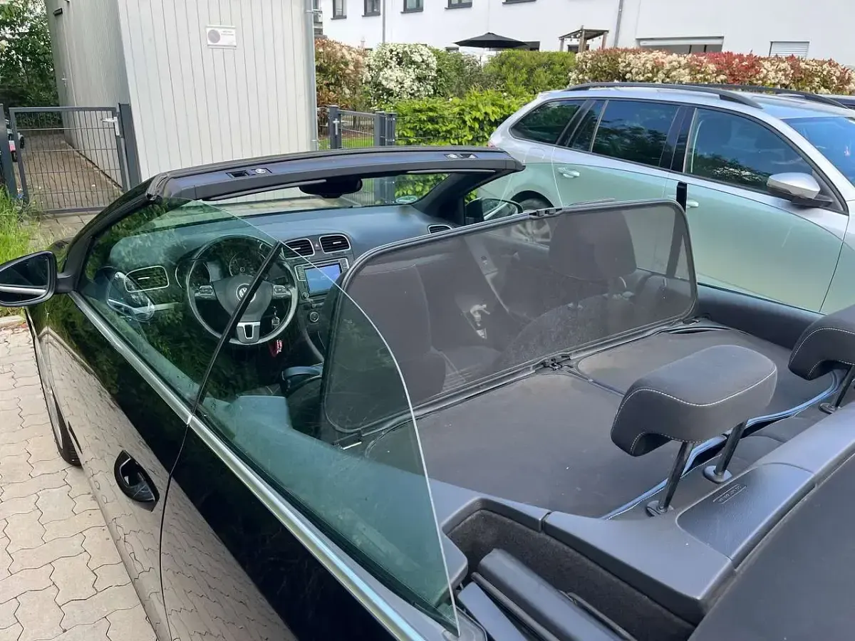 Gebraucht VW Golf Cabriolet LOUNGE 160 PS (117 kW) 2015 Schwarz Cabrio