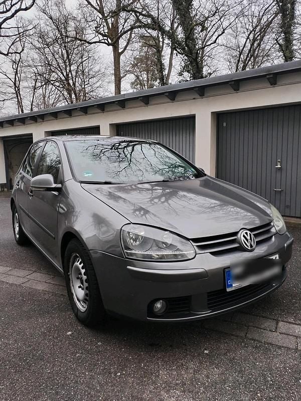 Grau Gebraucht 2008 VW Golf V Kleinwagen | 2.950 € (Guter Preis) - Bild 1/4